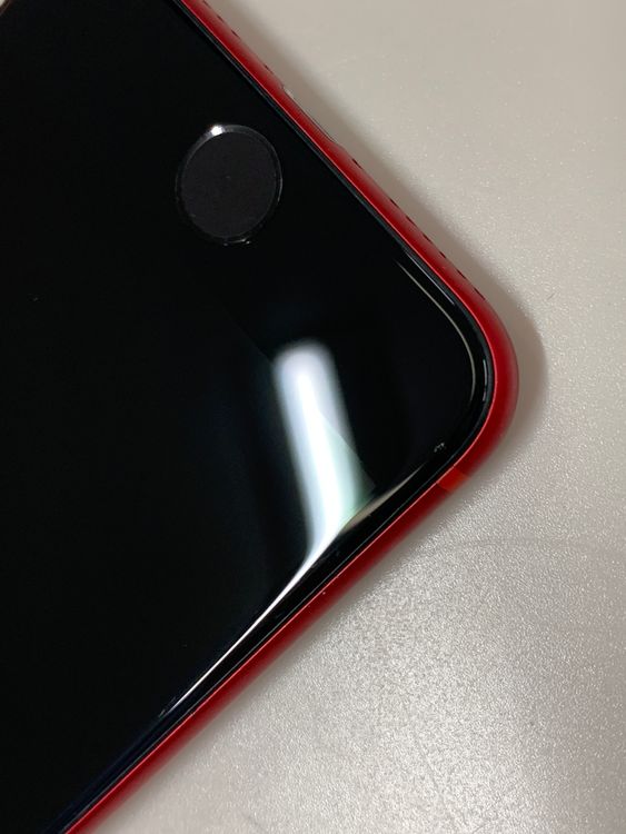 ���Хåƥ꡼���� iPhone SE ��2���� 256GB SIM�ե꡼ ��������100%