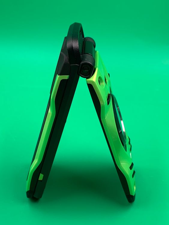 ������Ʊ�� G'zOne TYPE-XX 16GB �ꥭ�åɥ��꡼�� KDDI ��