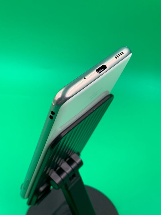 ���Хåƥ꡼���� Galaxy A20 32GB �ۥ磻�� SIM�ե꡼ au ��