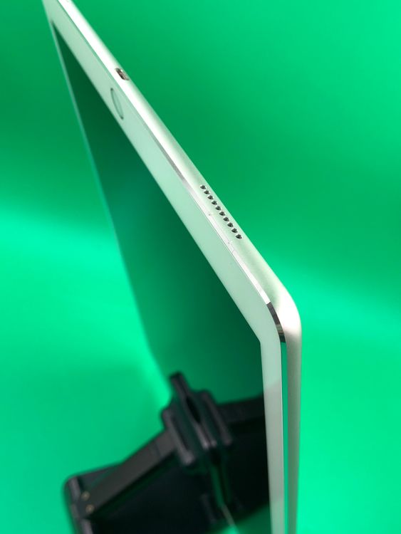 �����礤���� iPad Pro 12.9����� ��2���� Wi-Fi+Cellular 64GB