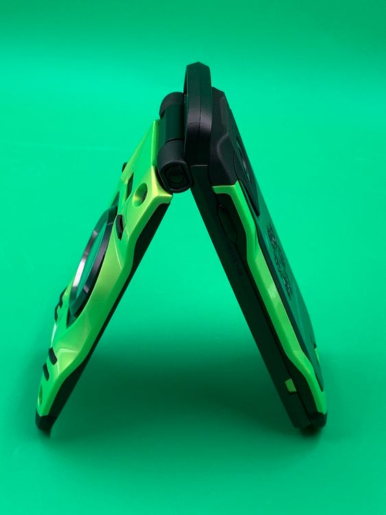 ������Ʊ�� G'zOne TYPE-XX 16GB �ꥭ�åɥ��꡼�� KDDI ��