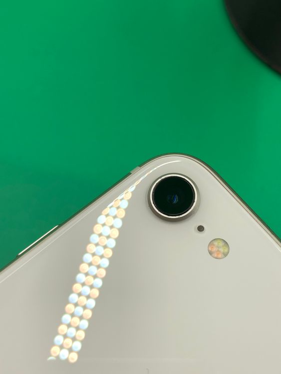 ���Хåƥ꡼���� iPhone SE ��3���� 64GB SIM�ե꡼ Softbank ��