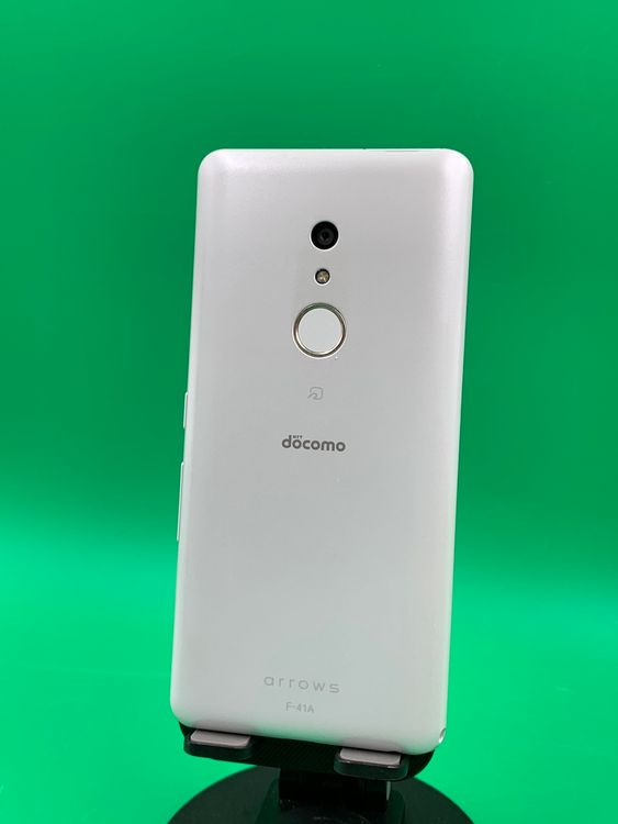 �������� arrows Be4 32GB �ۥ磻�� SIM�ե꡼ docomo ��