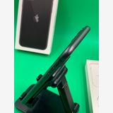 ������ iPhone 11 256GB �֥�å� SIM�ե꡼ ��������100% au ��