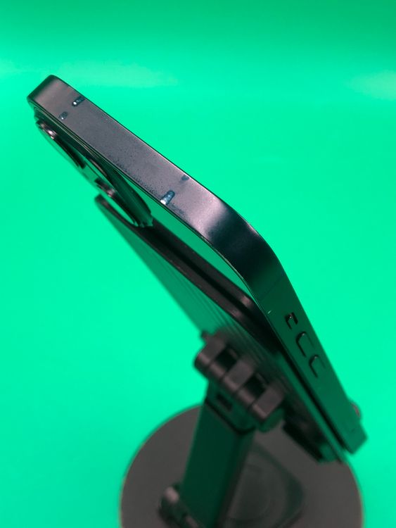 ���Хåƥ꡼���� iPhone 13 128GB �ߥåɥʥ��� SIM�ե꡼  au ��