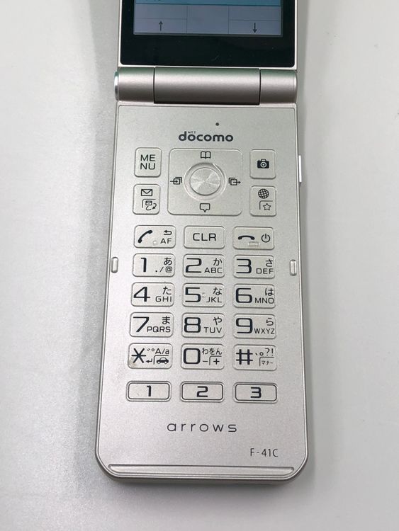 ������ arrows �������� �١����å� 8GB SIM�ե꡼ docomo ��