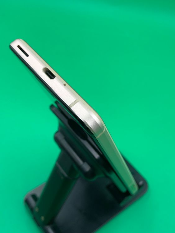 �����ʡ� ������ AQUOS sense5G 64GB ���������ɹ� KDDI ��