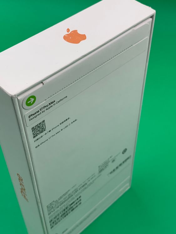 ��̤������ʪ���ǥ奢��SIM iPhone 17 Pro Max 512GB �����ߥå������