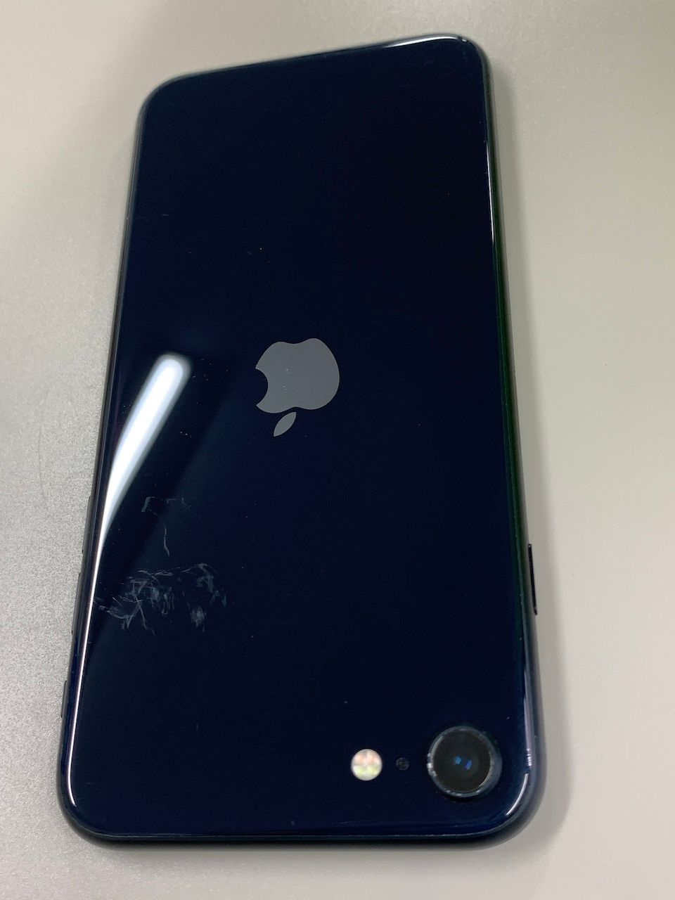 ムスビー｜激安 iPhone SE 第3世代 64GB SIMフリー 格安SIM可 Softbank 