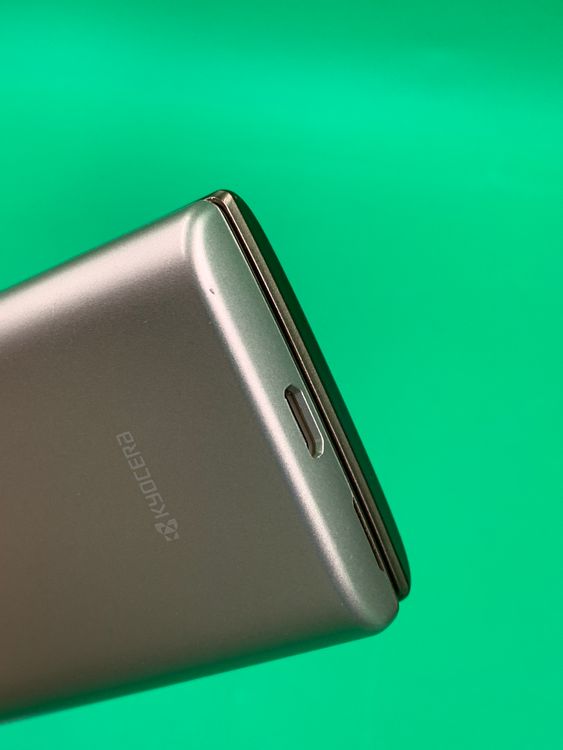 �����礤���� KYOCERA KYF38 8GB ������� SIM�ե꡼ KDDI ��