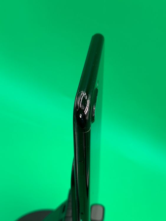 ����� iPhone 7 Plus 128GB �����åȥ֥�å� docomo ��