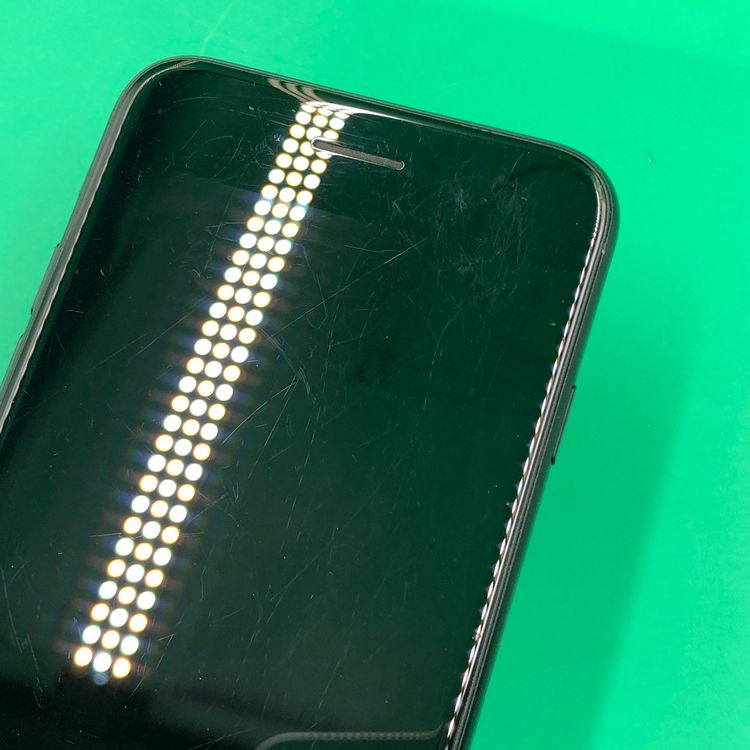 ���Хåƥ꡼���� iPhone SE ��2���� 64GB SIM�ե꡼ ��������100% au ��