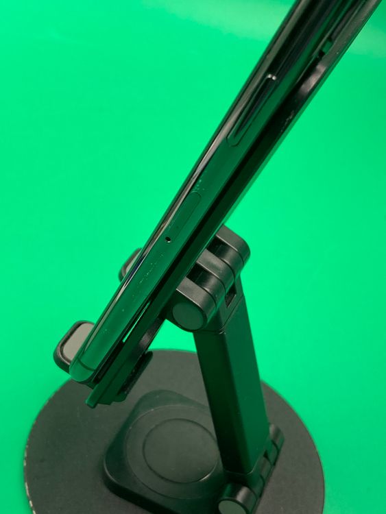 ���Хåƥ꡼���� iPhone X 64GB ���ڡ������쥤 docomo ��