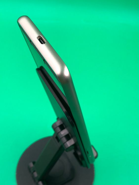 �������� BASIO4 32GB SIM�ե꡼ ���������ɹ� �ʰ�SIM�� au ��