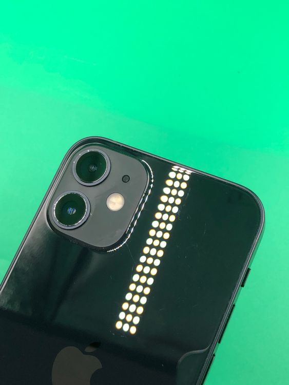 ����� iPhone 12 mini 64GB SIM�ե꡼ �ǥⵡ ��������84% au ��
