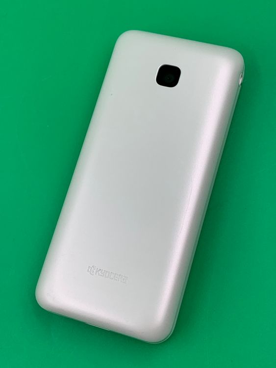 ������ GRATINA KYF42 8GB �ۥ磻�� SIM�ե꡼  KDDI ��