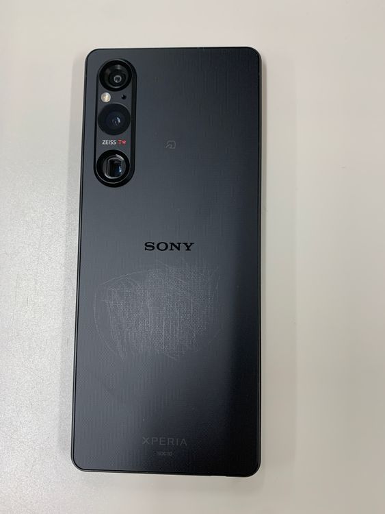 ����� Xperia 1 V 256GB �֥�å� SIM�ե꡼ KDDI �� SOG10