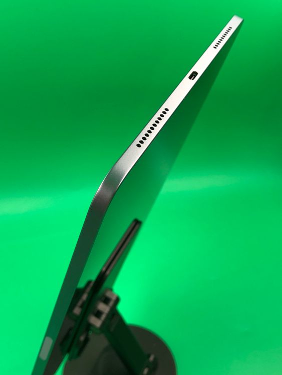 ������ iPad Air ��5���� M1��ǥ� Wi-Fi 256GB MME63J/A �ѡ��ץ�