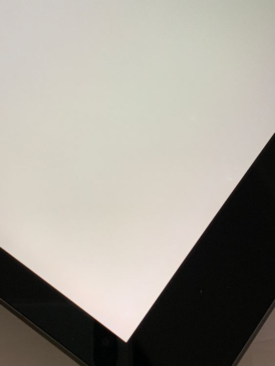 ������ iPad ��8���� Wi-Fi+Cellular 32GB ���ڡ������쥤