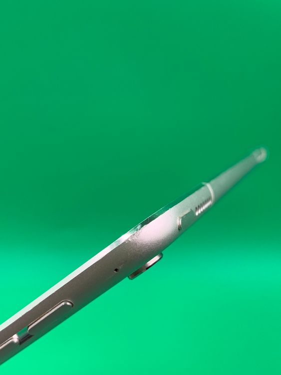  iPad Pro 9.7 Wi-Fi + Cellular 32GB С