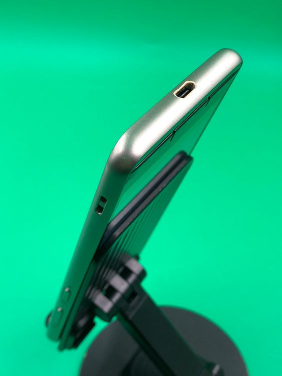 �����礤���� BASIO4 32GB ������� SIM�ե꡼ KDDI ��