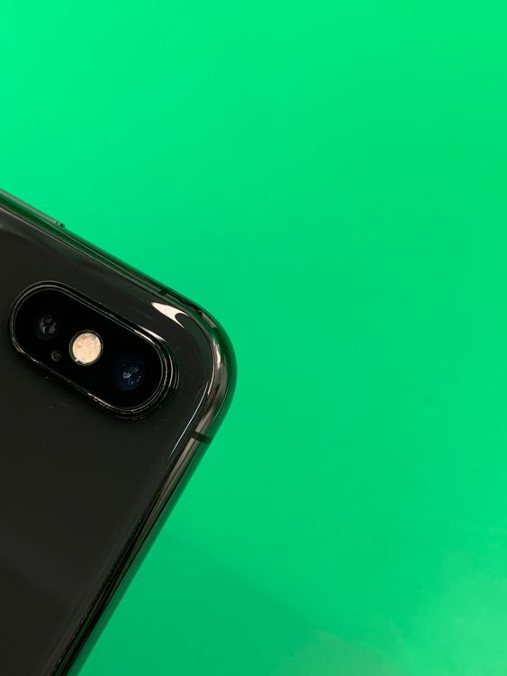 ������ iPhone Xs Max 512GB ���ڡ������쥤docomo ��