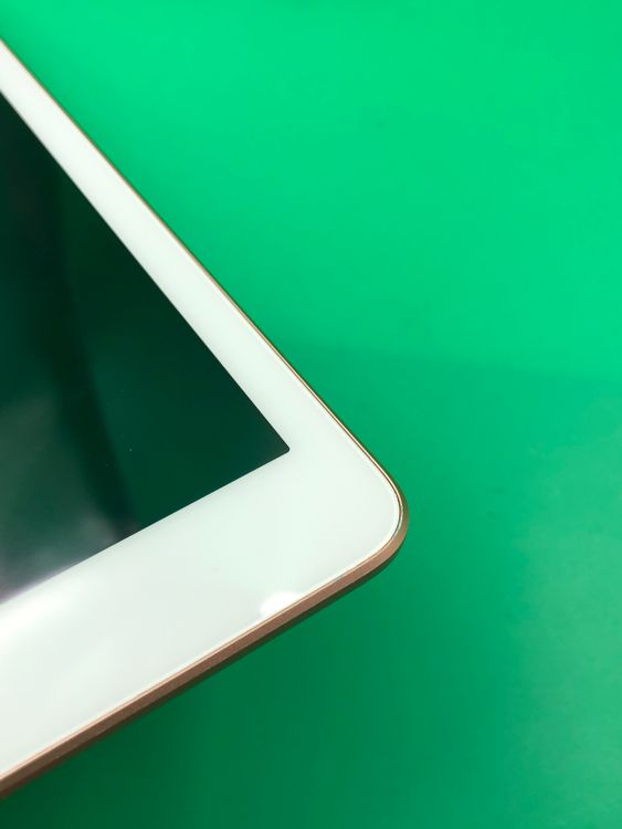 �������� iPad ��8���� Wi-Fi 32GB �������