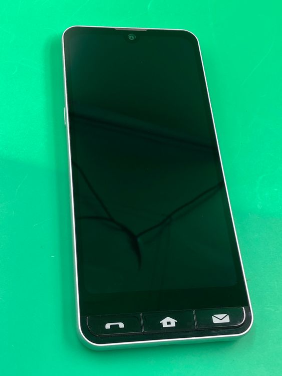 �����礤���� BASIO active 64GB �ۥ磻�� SIM�ե꡼ KDDI ��