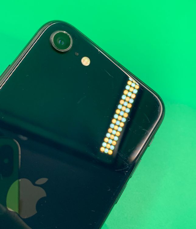 ����� iPhone SE ��3���� 64GB SIM�ե꡼ ��������98% au ��