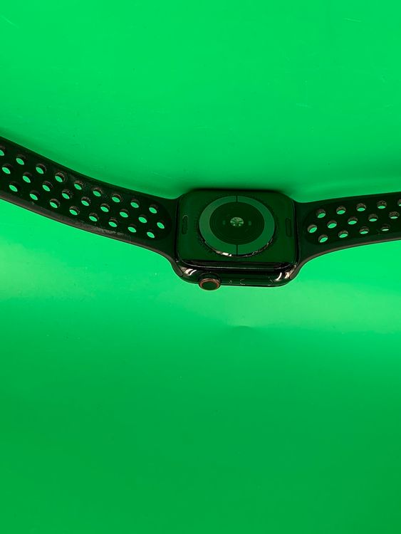 �վ��ѥͥ뿷�� Apple Watch Series4 44mm GPS+Cellular 16GB