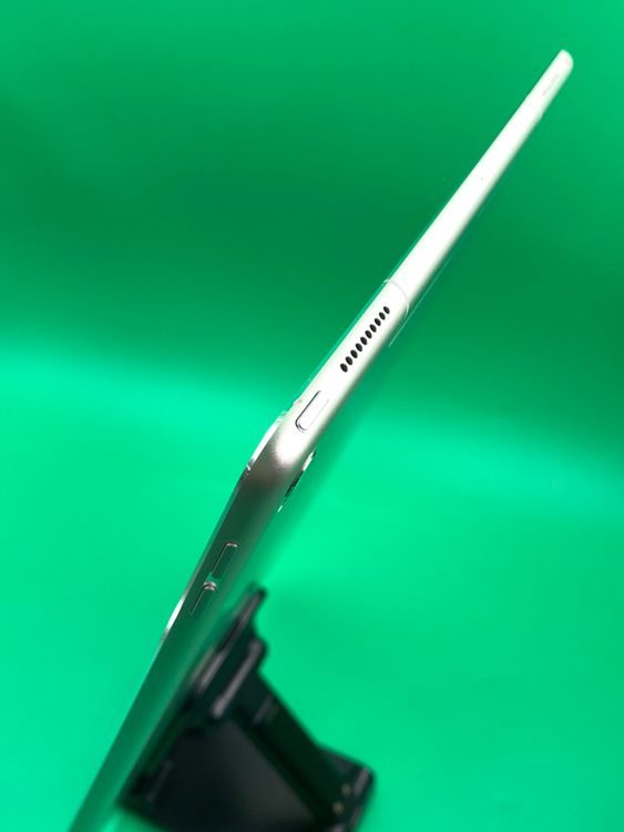 �����礤���� iPad Pro 12.9����� ��2���� Wi-Fi+Cellular 64GB