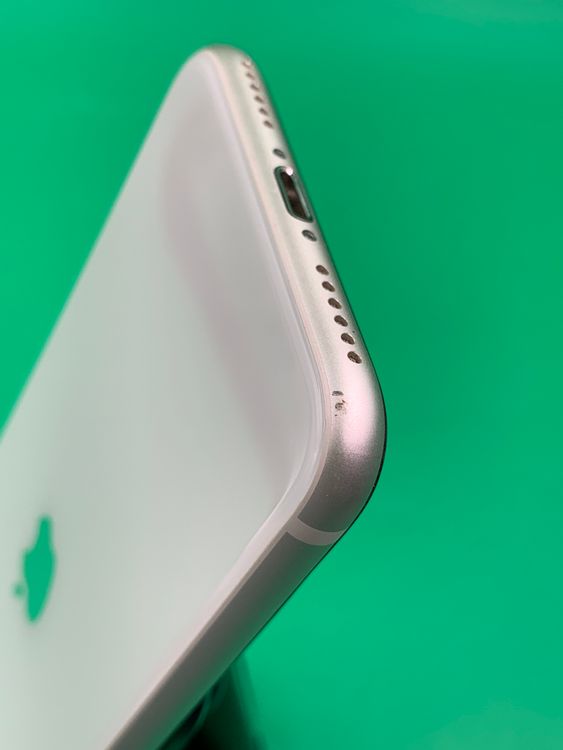 ���Хåƥ꡼���� iPhone SE ��3���� 128GB SIM�ե꡼ Softbank ��