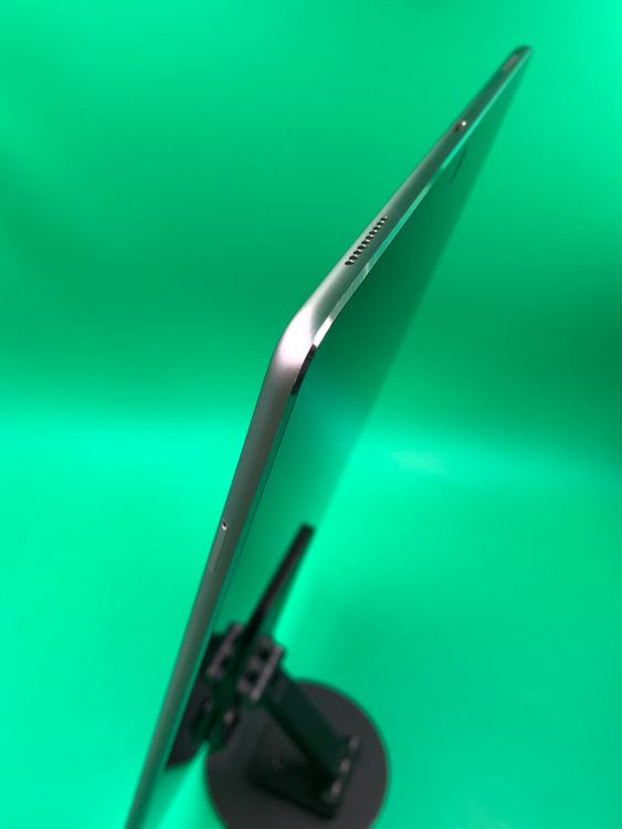 ������iPadPro 12.9����� ��2���� Wi-Fi+Cellular 64GB au�� H2