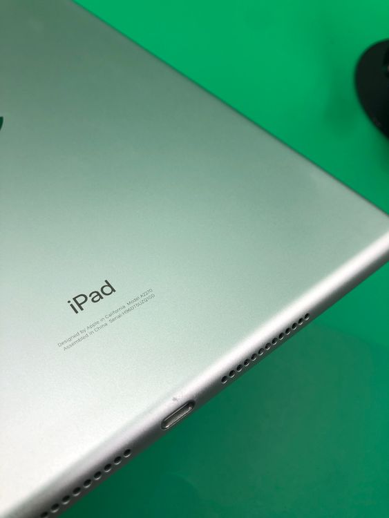 �������� iPad ��8����  Wi-Fi 32GB ����С� ��������78% MYLA2J/A