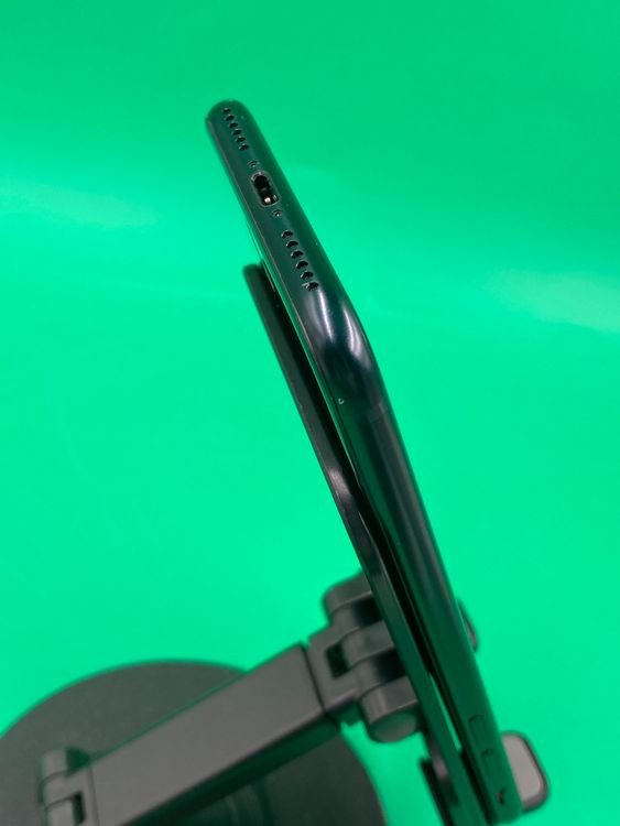  iPhone SE 3 256GB ߥåɥʥ 89%