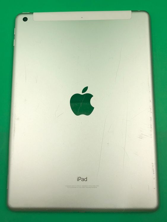 �����iPad ��6���� Cellular 32GB ��������100% SoftBank ��