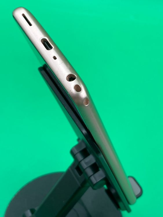 ������ arrows Be4 32GB SIM�ե꡼ �ʰ�SIM�� docomo ��