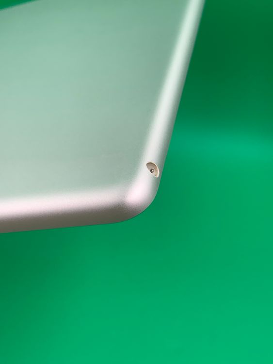 ������ iPad ��8���� Wi-Fi 32GB ��������81% ����С�