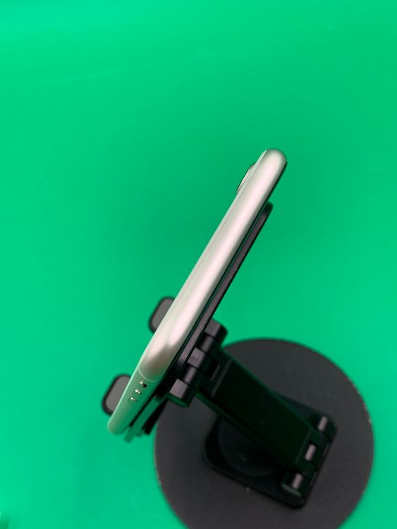  iPhone SE 3 64GB 饤 SIMե꡼ KDDI 