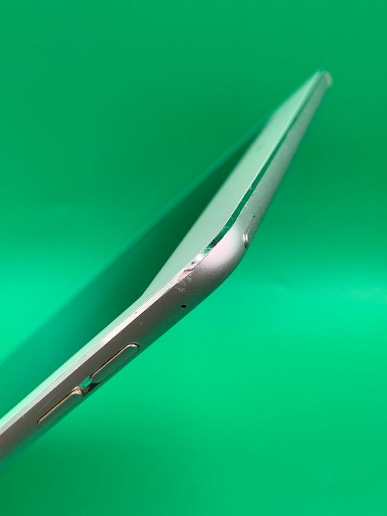 󥯡ƥ١å iPad Air 2 Wi-Fi 16GB