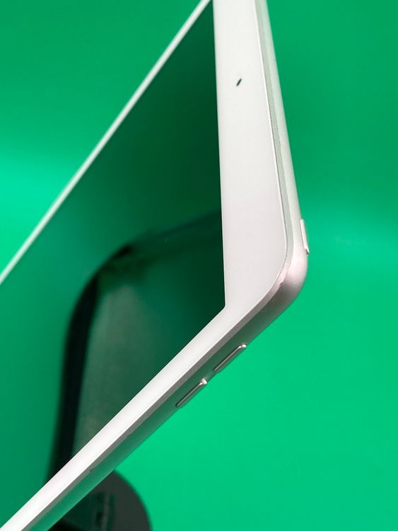  iPad 8 Wi-Fi 32GB С