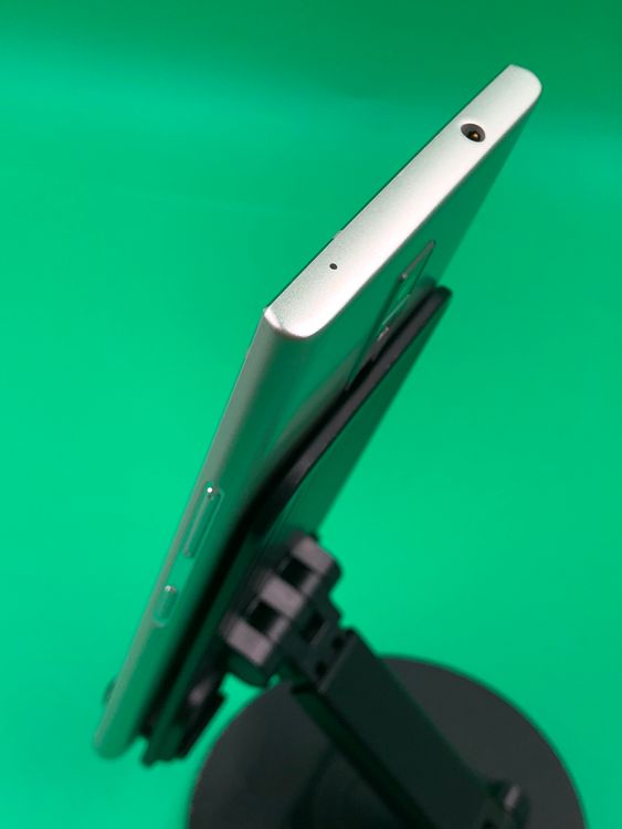 ������ URBANO V04 64GB SIM�ե꡼ ���������ɹ� au �� H2