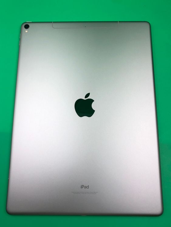 ������ iPad Pro 12.9����� ��2���� Wi-Fi+Cellular 64GB au ��