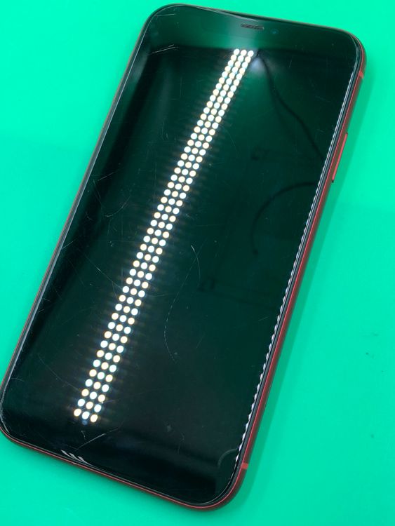 ���Хåƥ꡼���� iPhone 11 64GB ��å� SIM�ե꡼ ��������100% au ��