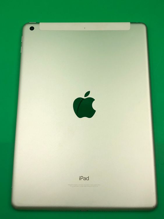 ����� iPad ��5���� Wi-Fi+Cellular 32GB ����С�  docomo ��