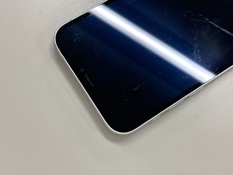 ���Хåƥ꡼���� iPhone 12 256GB SIM�ե꡼ ��������100% docomo ��