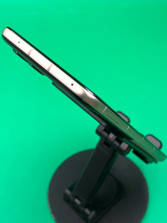 ����� motorola razr 50s 256GB SoftBank �֥����ݾ� ��