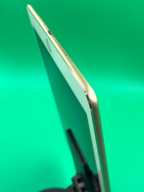 �����礤���� iPad Air ��2���� Wi-Fi+Cellular 32GB docomo ��