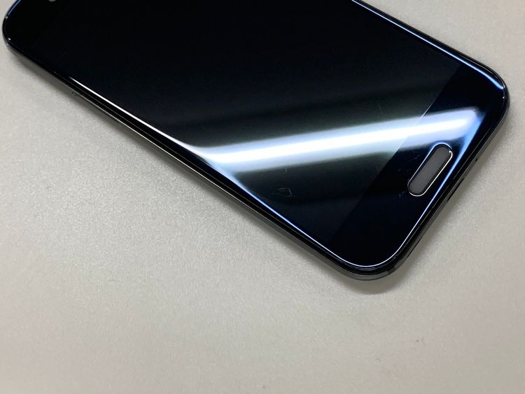 ����� AQUOS R 64GB �ޡ�����꡼�֥�å� ���������ɹ�  KDDI ��