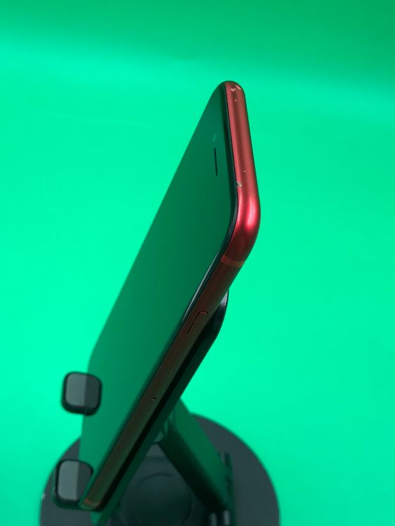 ���Хåƥ꡼���� iPhone SE ��2���� 64GB SIM�ե꡼ ��������100%